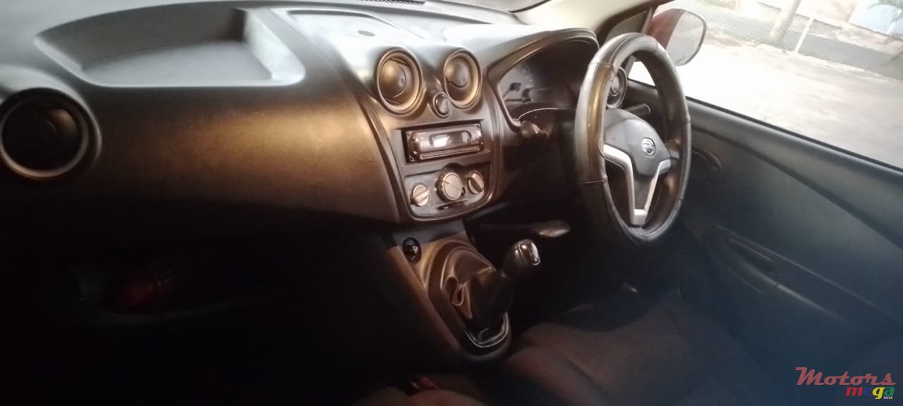 2018' Datsun GO photo #3