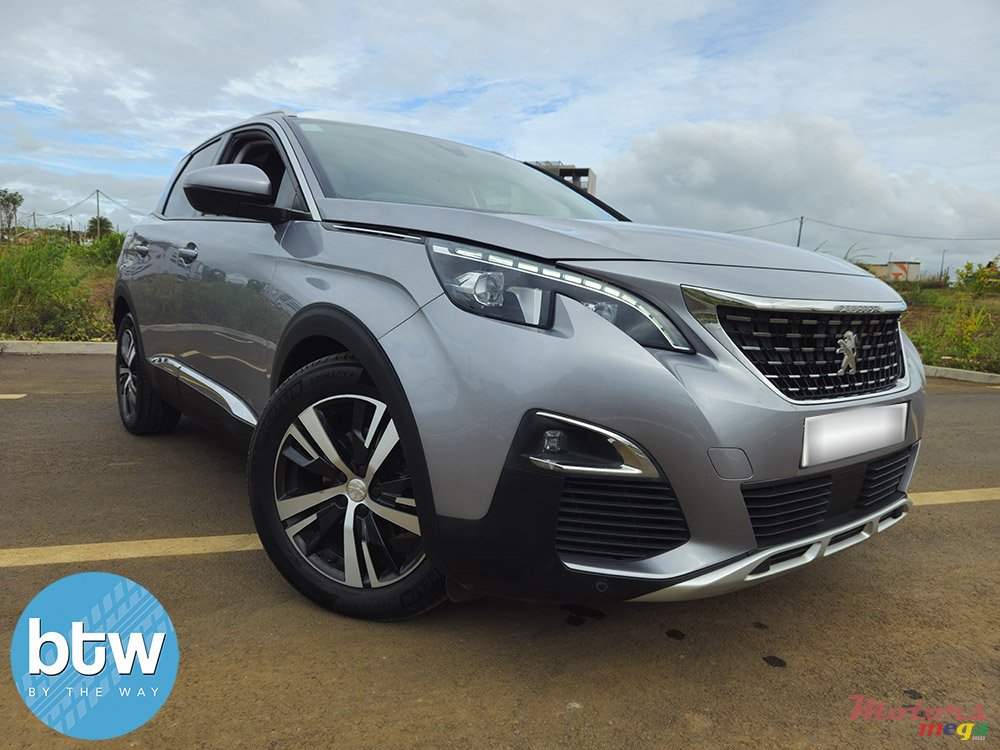 2018' Peugeot 3008 Allure photo #1