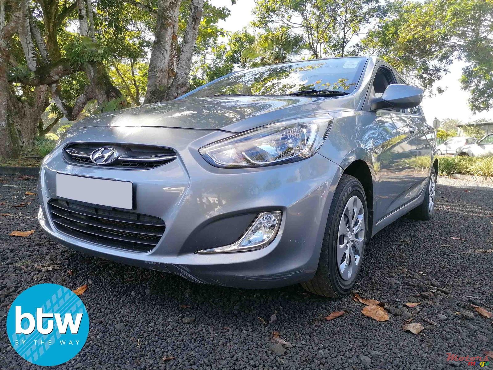 2018' Hyundai Accent photo #2