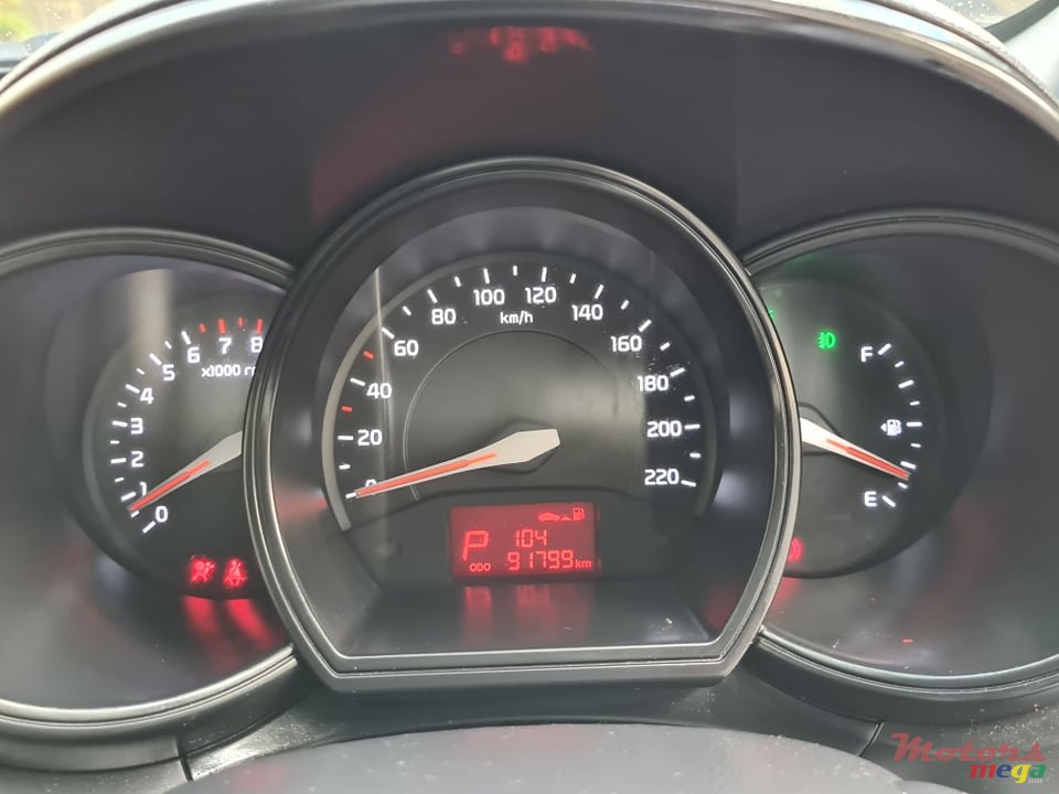 2011' Kia Rio photo #7