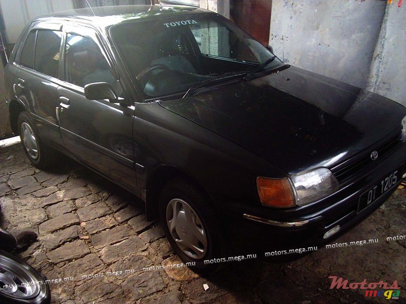 1990' Toyota Starlet photo #1