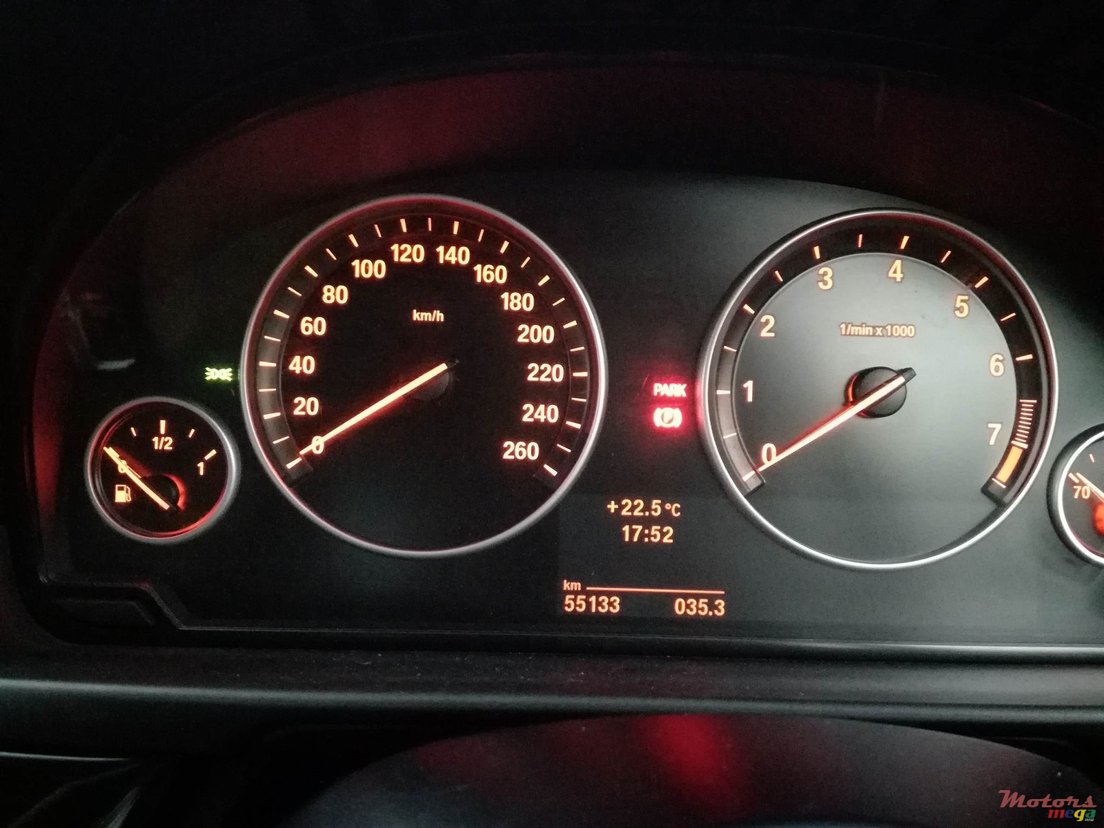 2011' BMW 523 photo #4