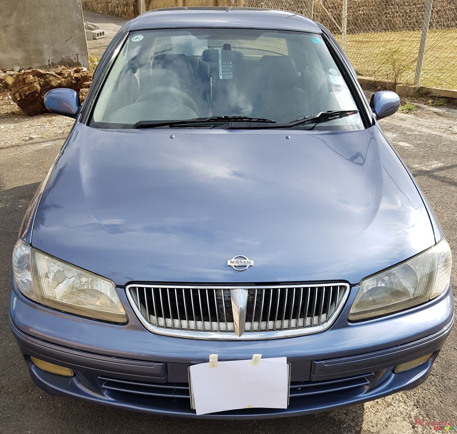 2003' Nissan N16 Full Option photo #1