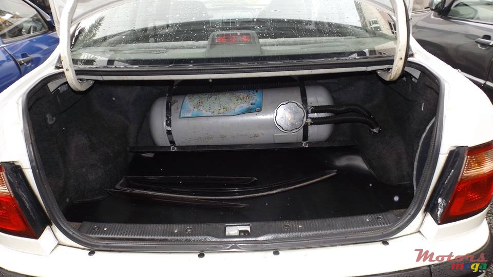 2000' Nissan Sunny N16 photo #6