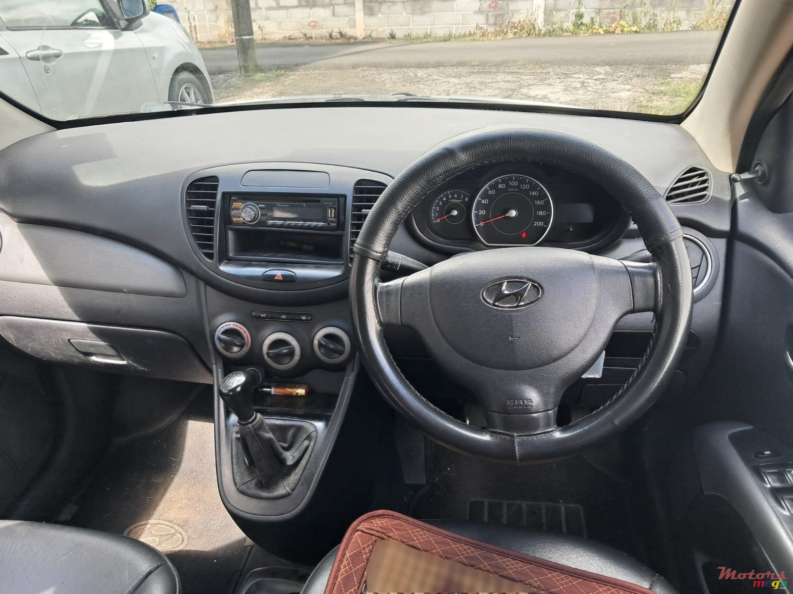 2015' Hyundai i10 photo #7