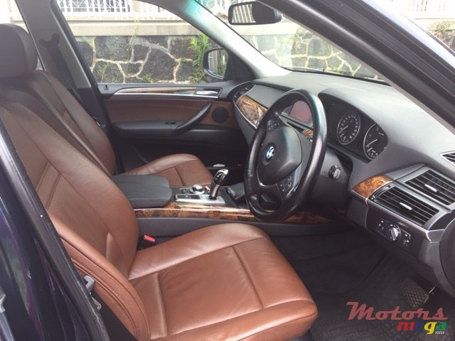 2008' BMW X5 sports package photo #3