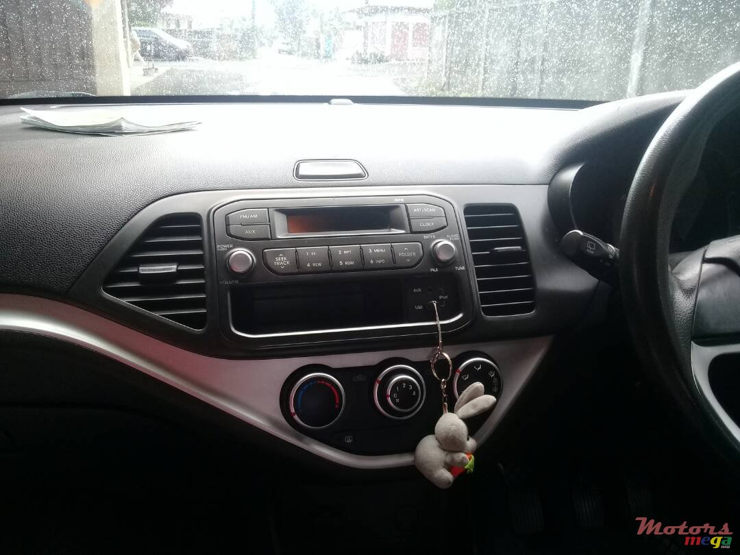 2011' Kia Picanto photo #4