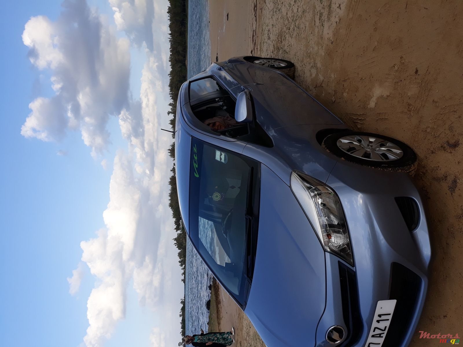 2011' Toyota Toyota photo #1