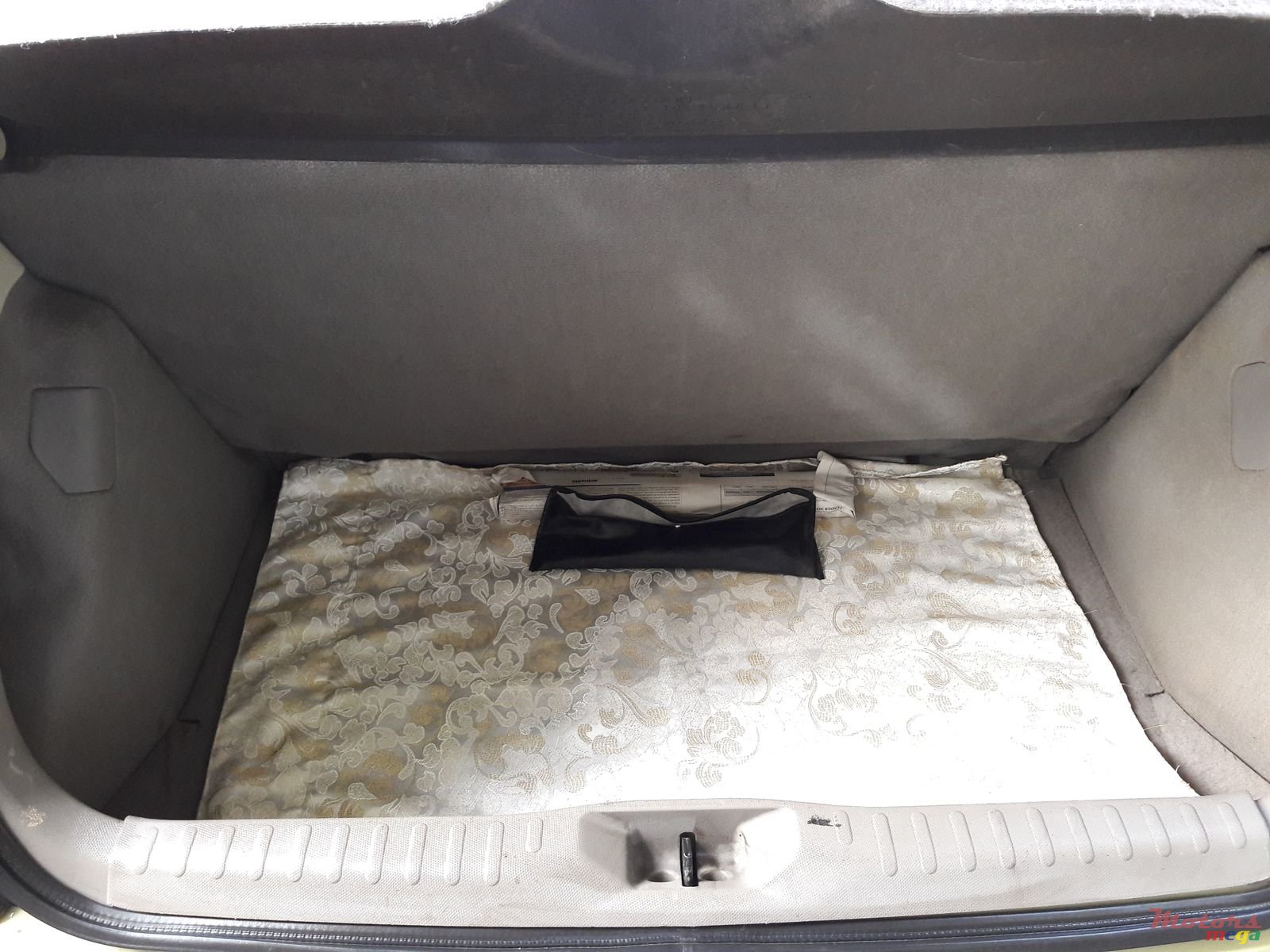 2003' Nissan March photo #4