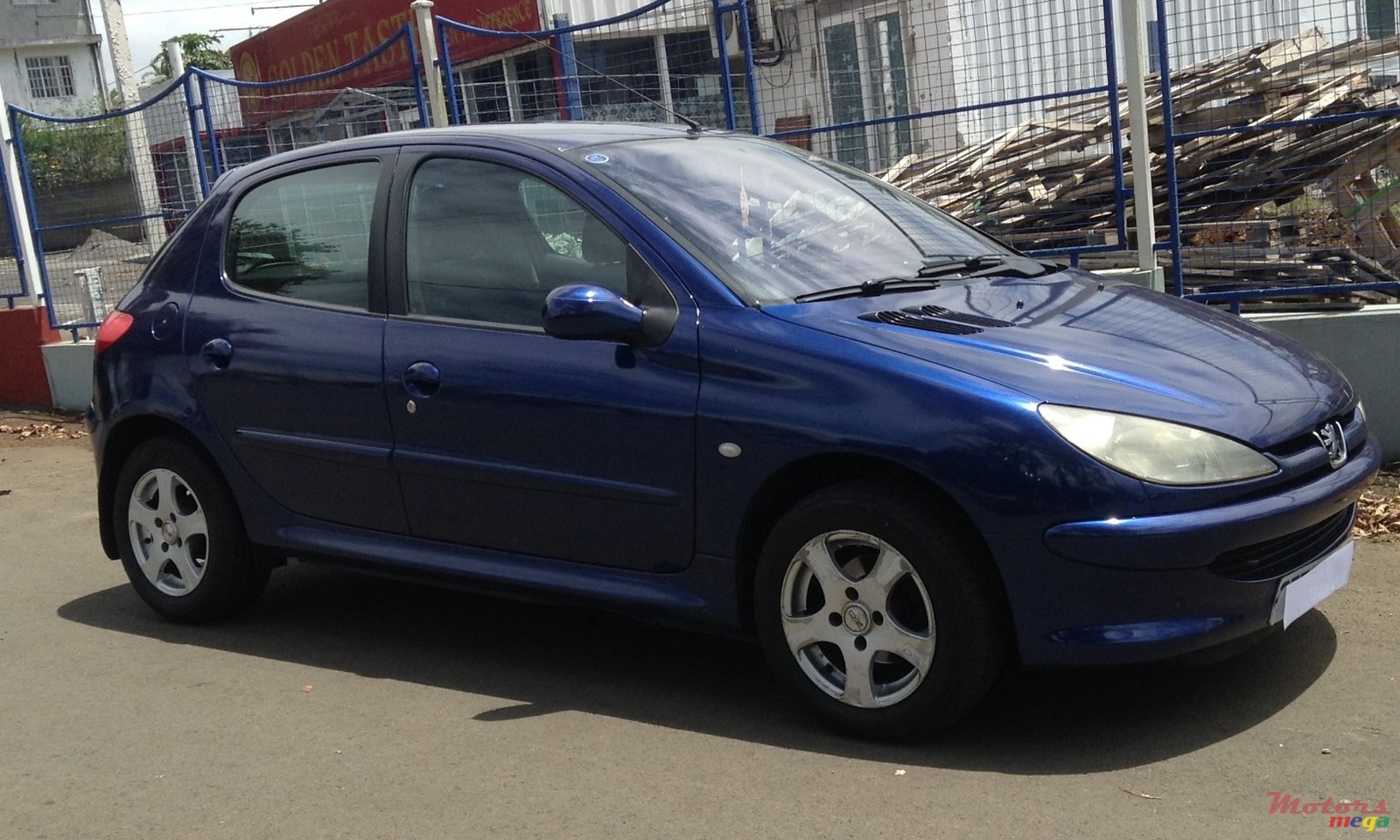 2000' Peugeot 206 photo #2