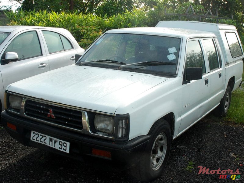 1999' Mitsubishi L 200 photo #1