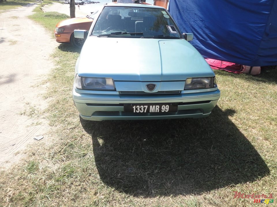 1999' Proton Saga photo #1