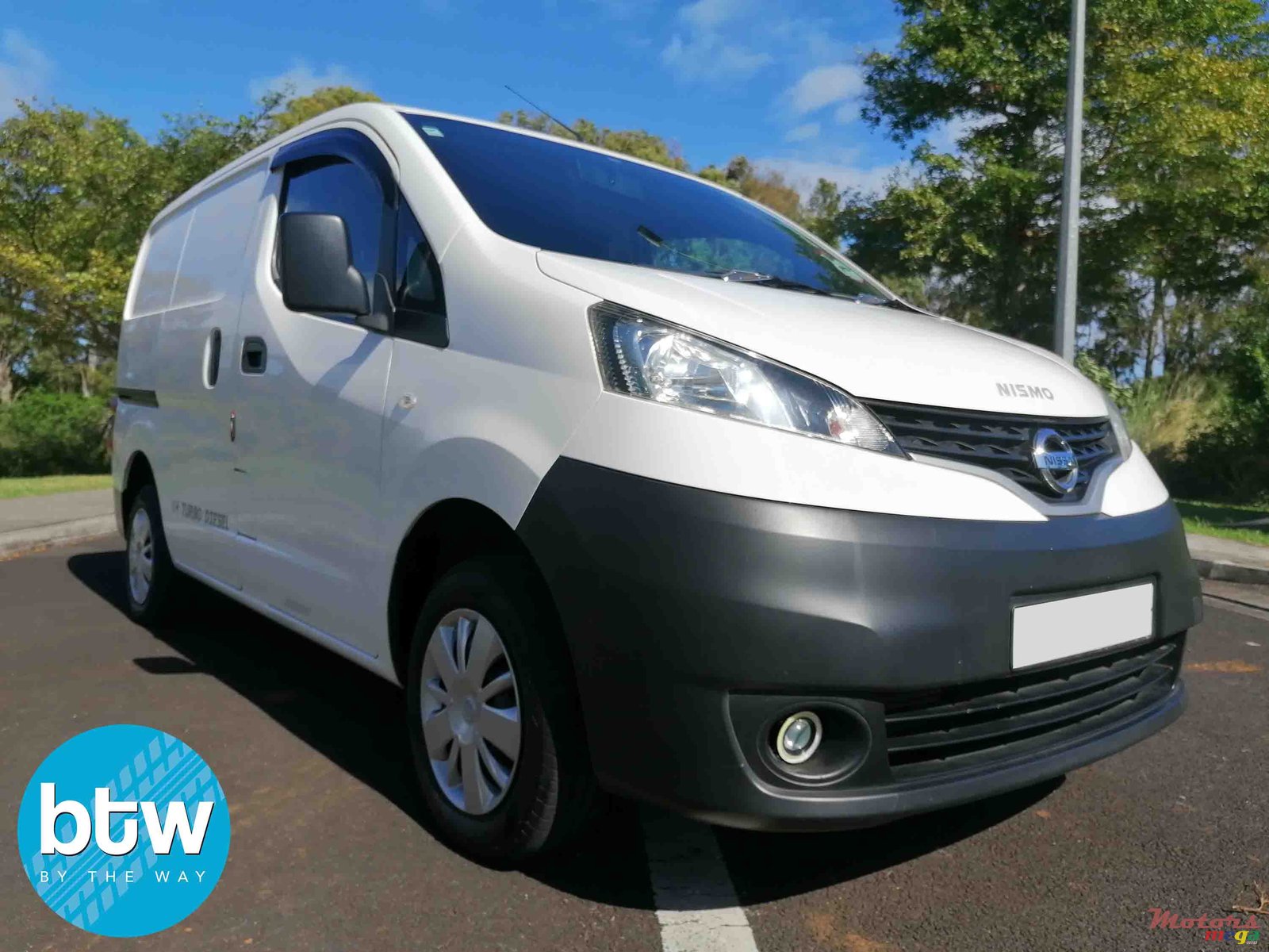 2018' Nissan NV photo #1