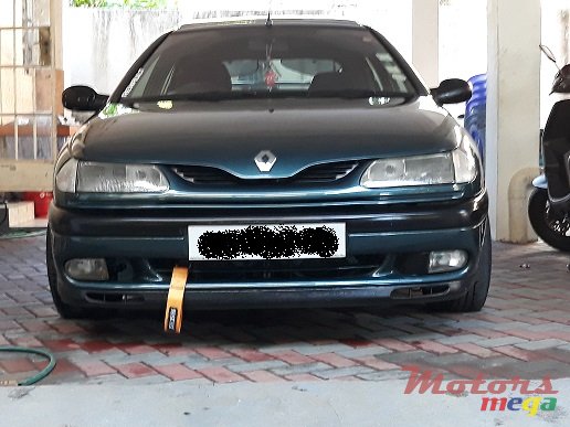 1998' Renault Laguna photo #1