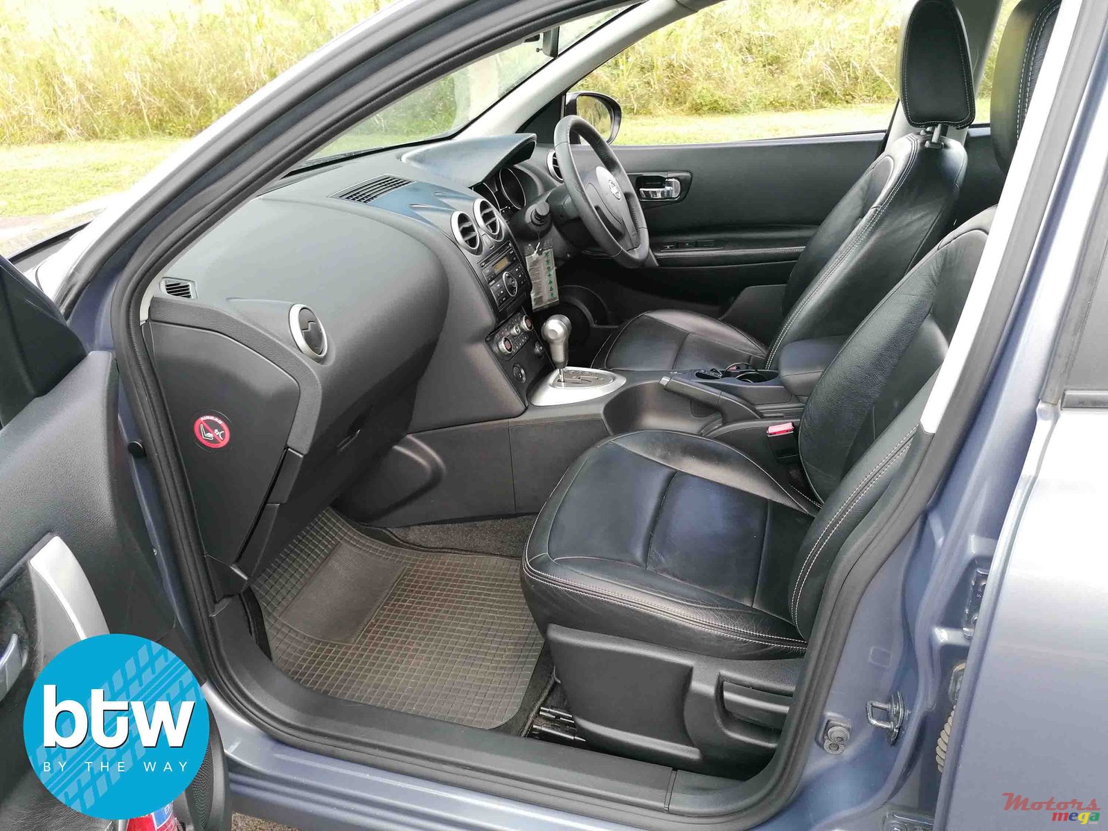 2009' Nissan Qashqai photo #3