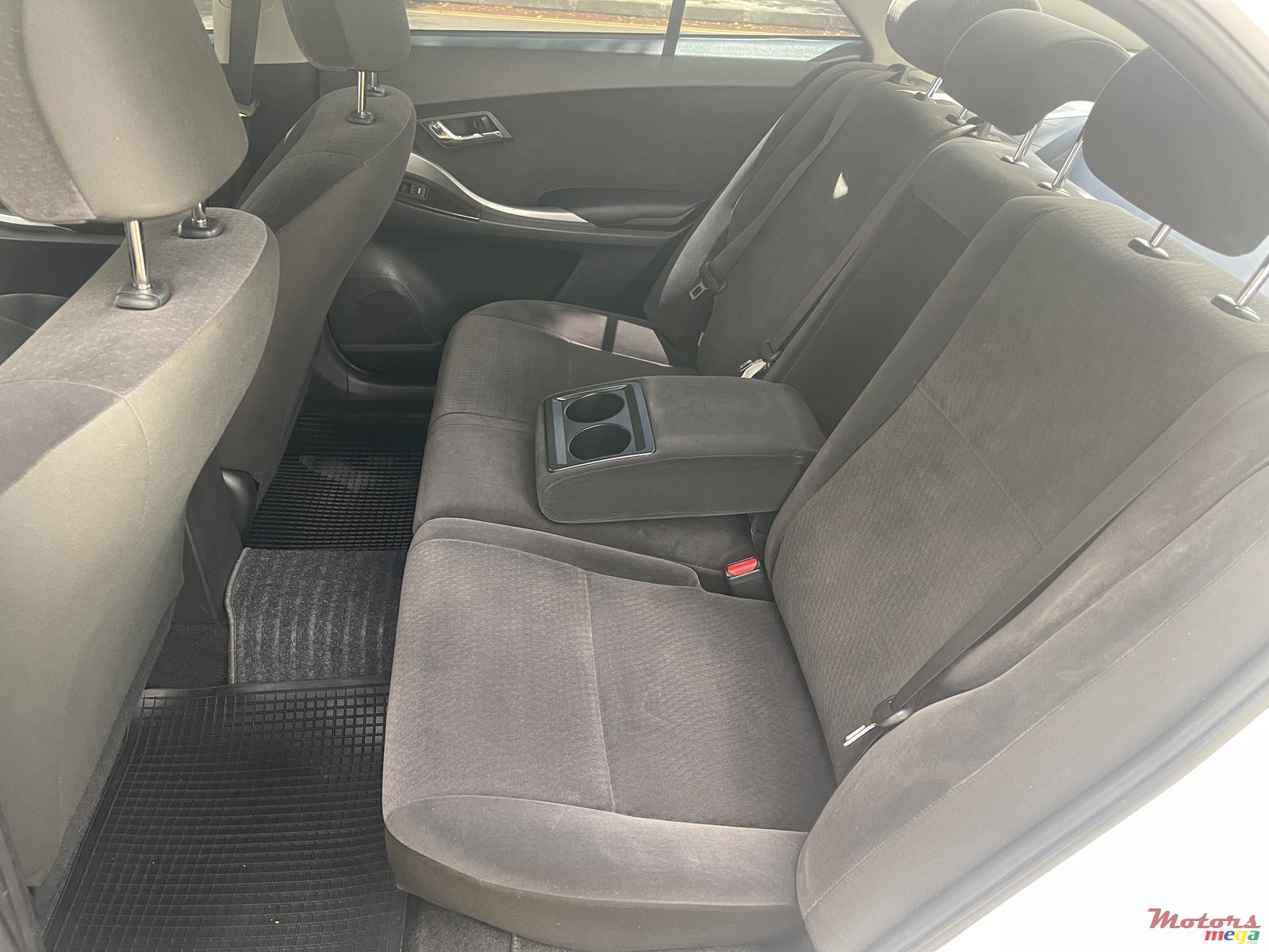 2018' Toyota Allion photo #6