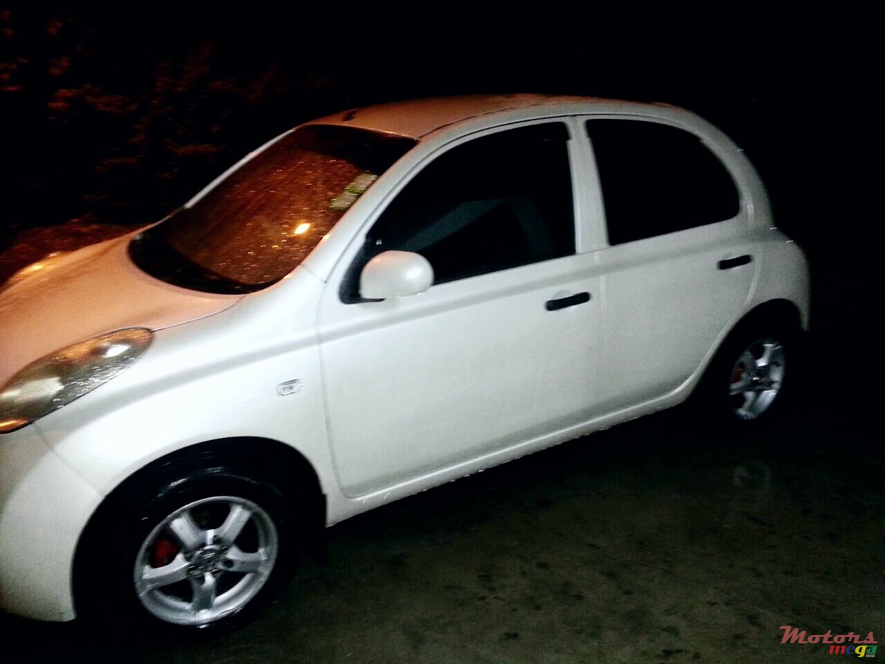 2002' Nissan photo #5