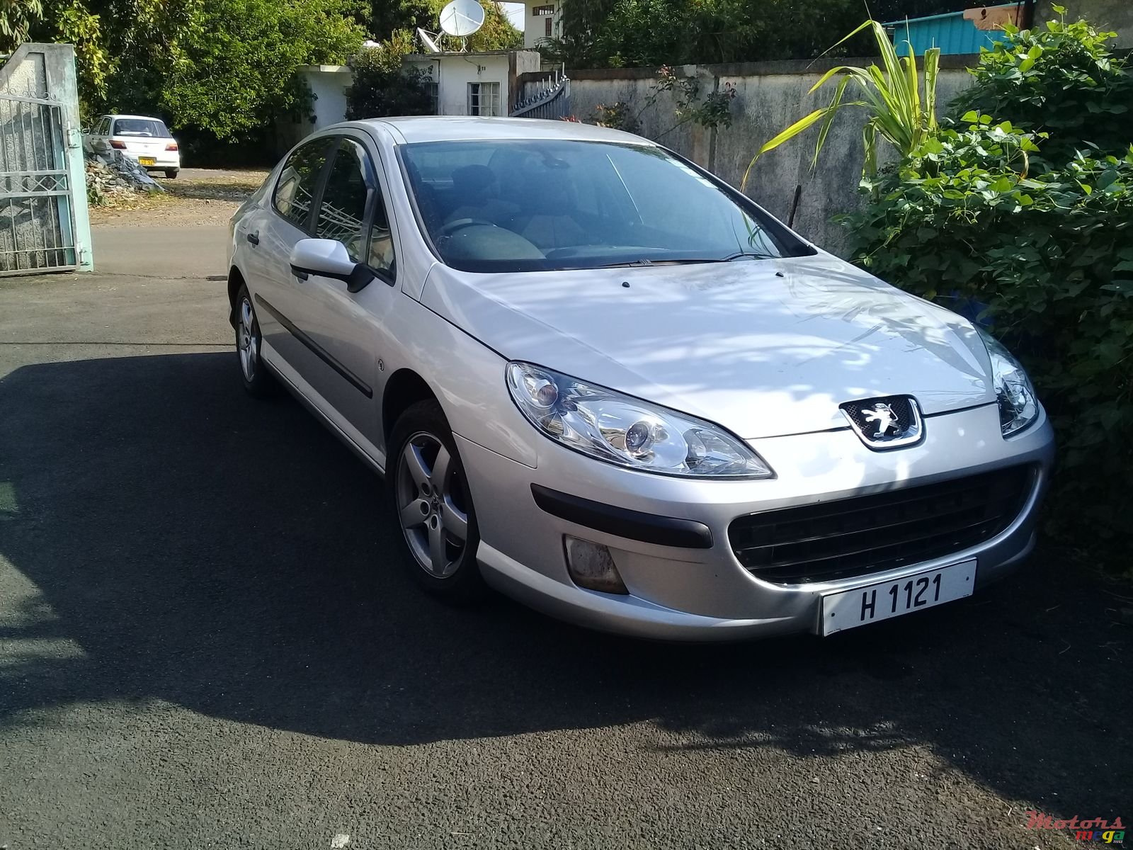 2005' Peugeot 407 HDI photo #2