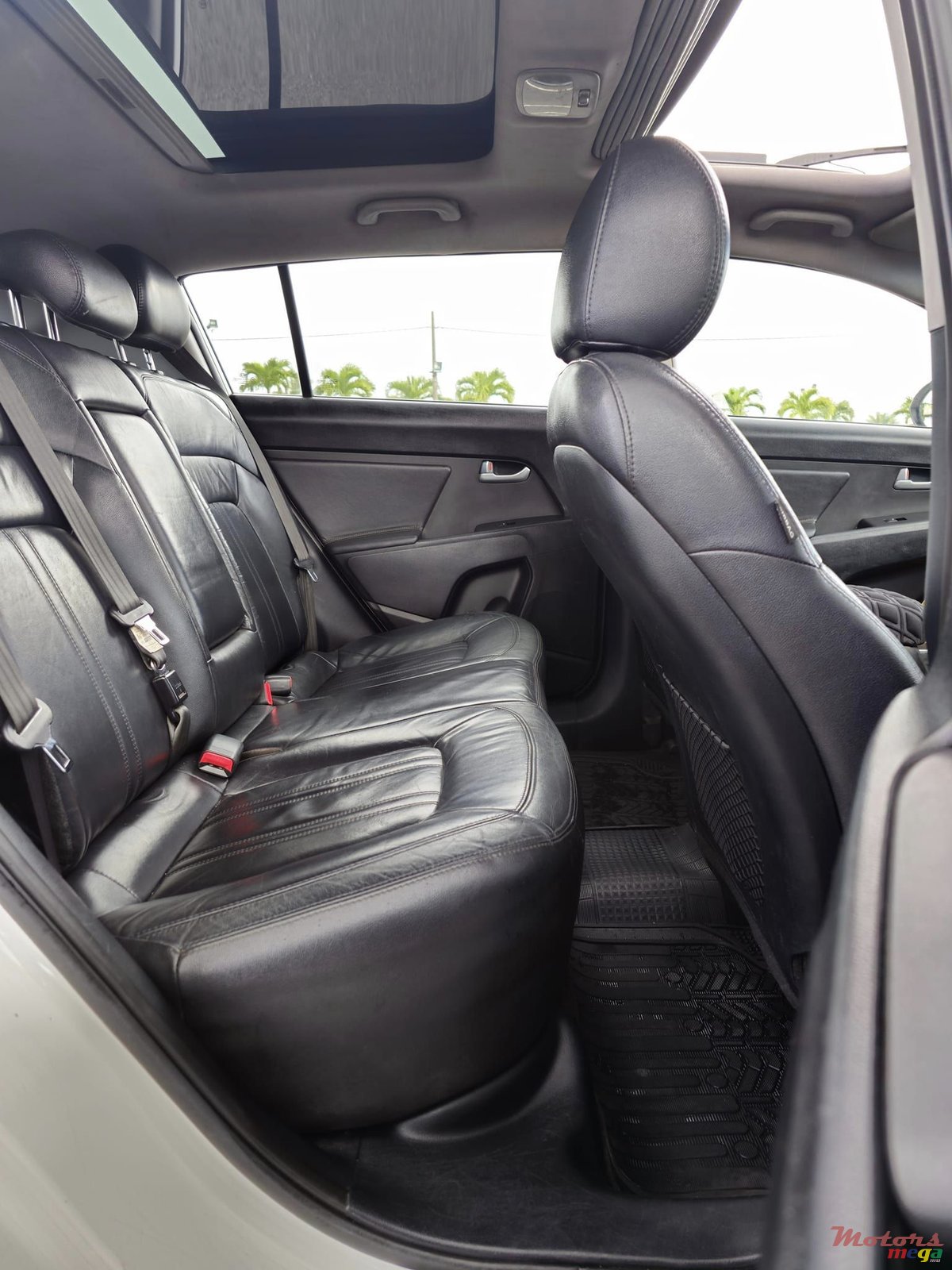 2012' Kia Sportage 2.0L photo #3