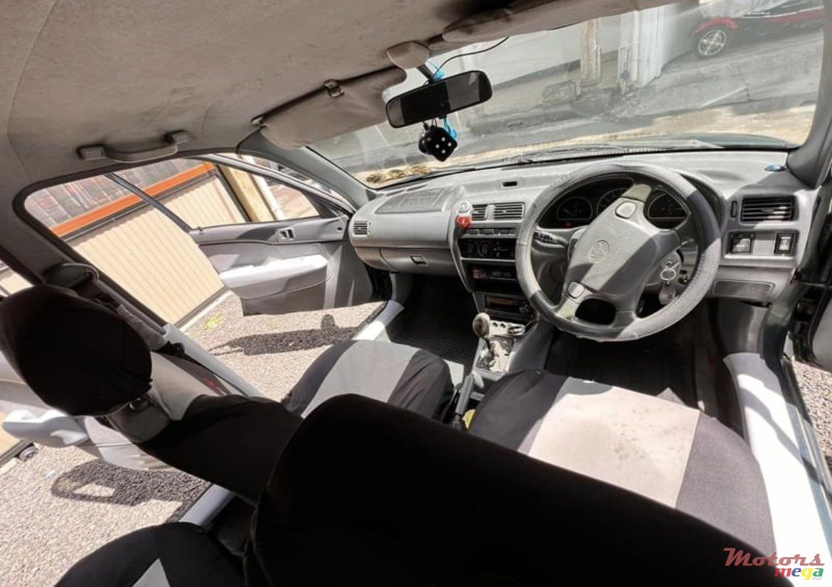 1998' Toyota Starlet Year 1998 photo #1