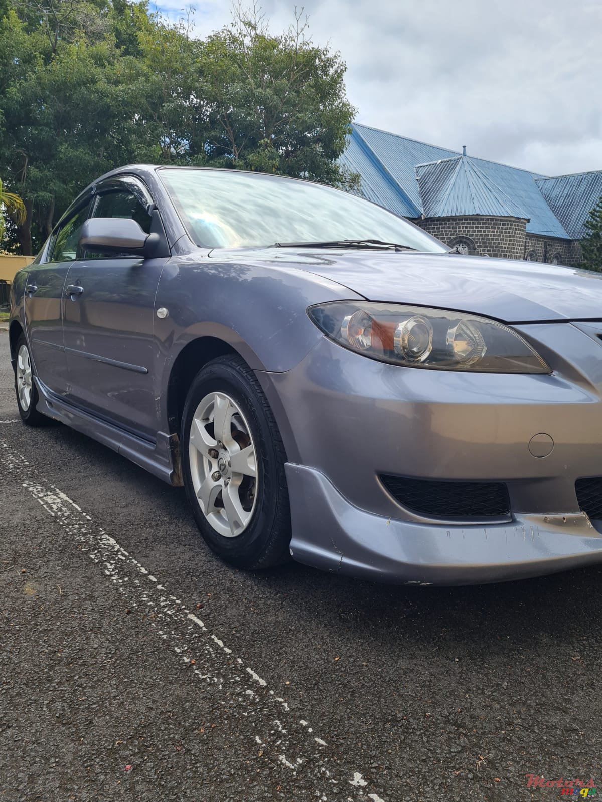 2004' Mazda 3 photo #4