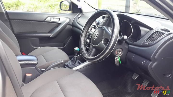 2012' Kia Cerato photo #4