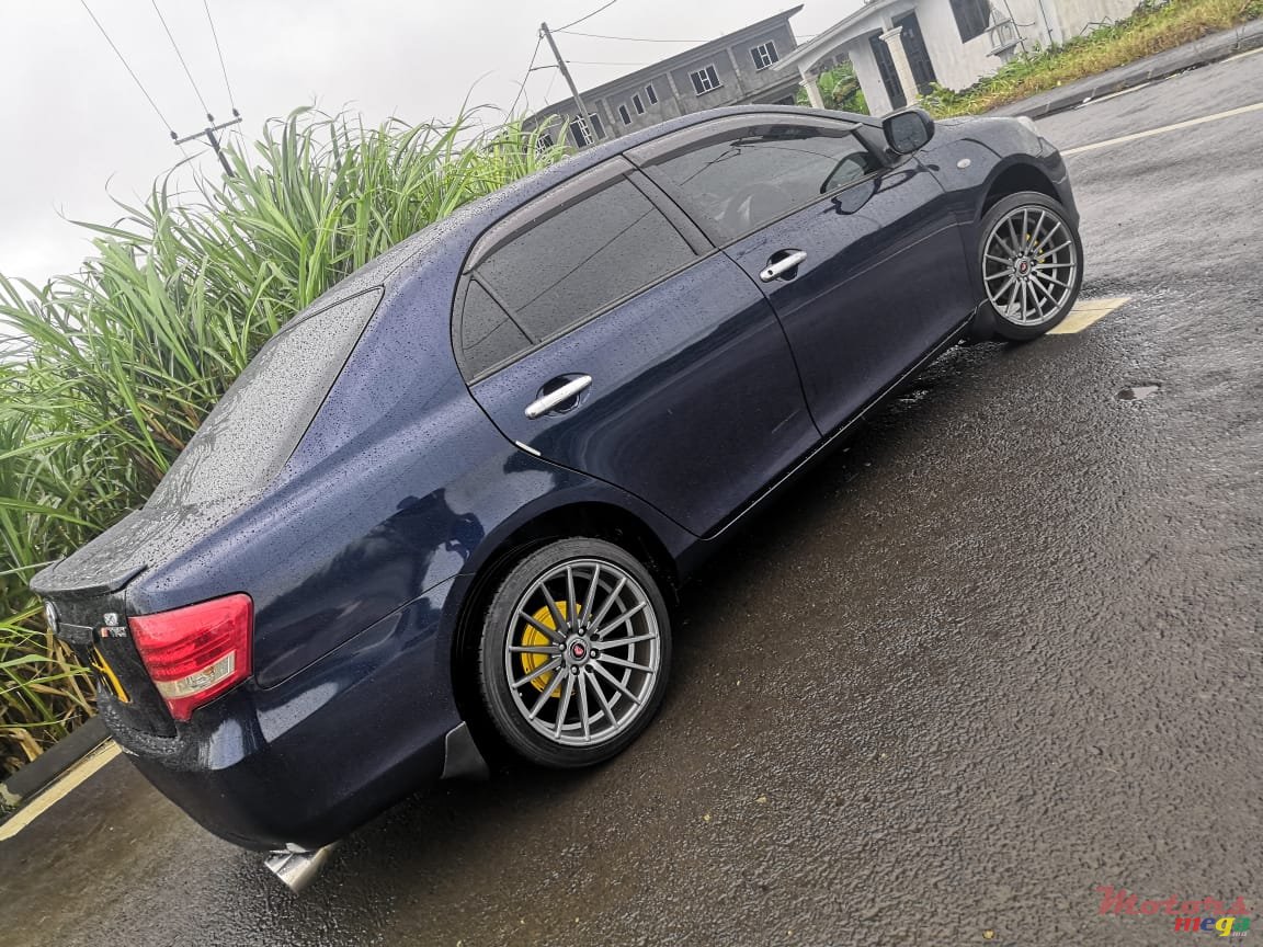 2010' Toyota Axio photo #1