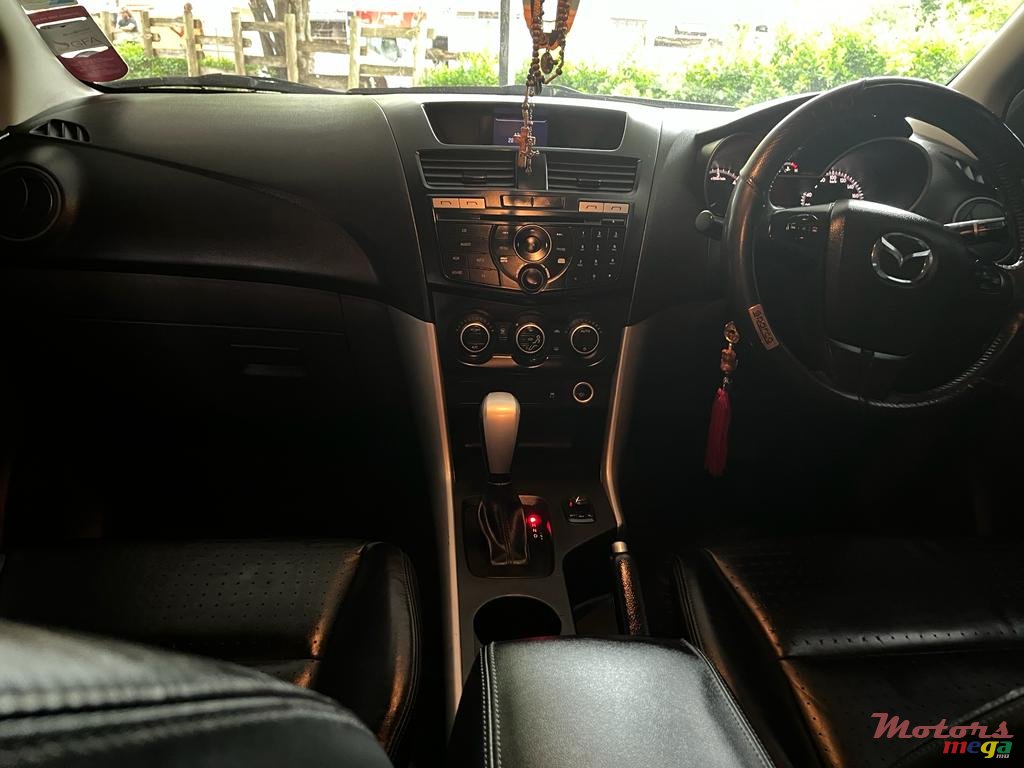 2014' Mazda BT50 photo #7
