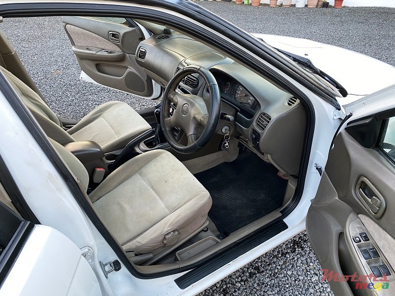 2002' Nissan Sunny FB15 Manual 1.5L JAPAN photo #7