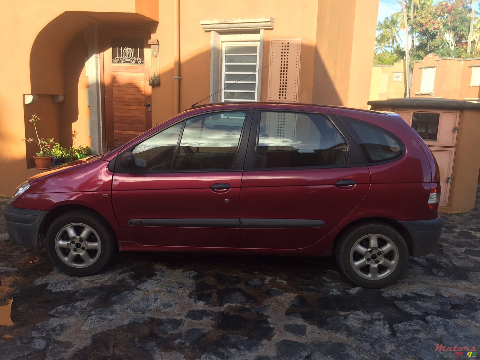 2000' Renault Scenic photo #1