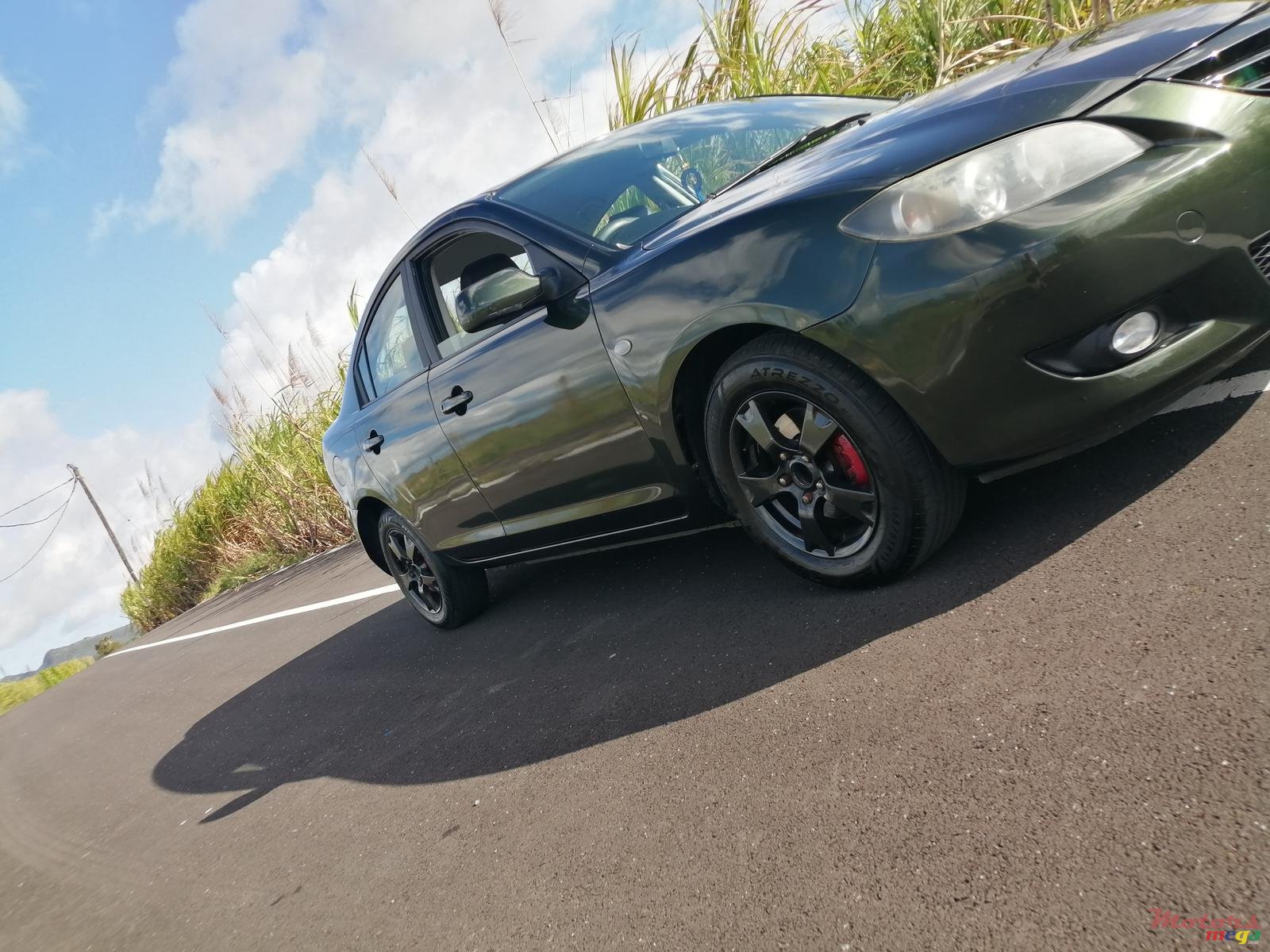 2004' Mazda 3 photo #6