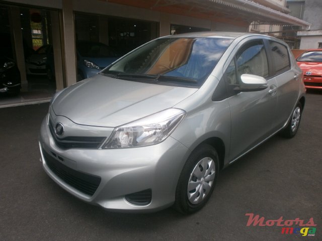 2012' Toyota Vitz JAPAN photo #1