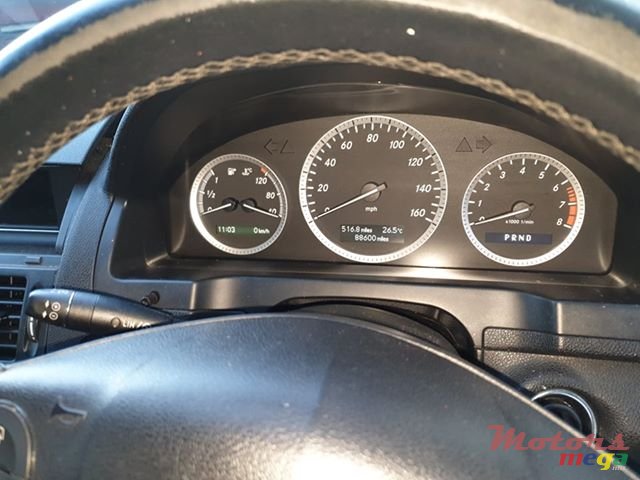 2009' Mercedes-Benz C-Class photo #4