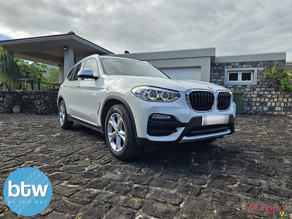 2018' BMW X3 sDrive 20i photo #1
