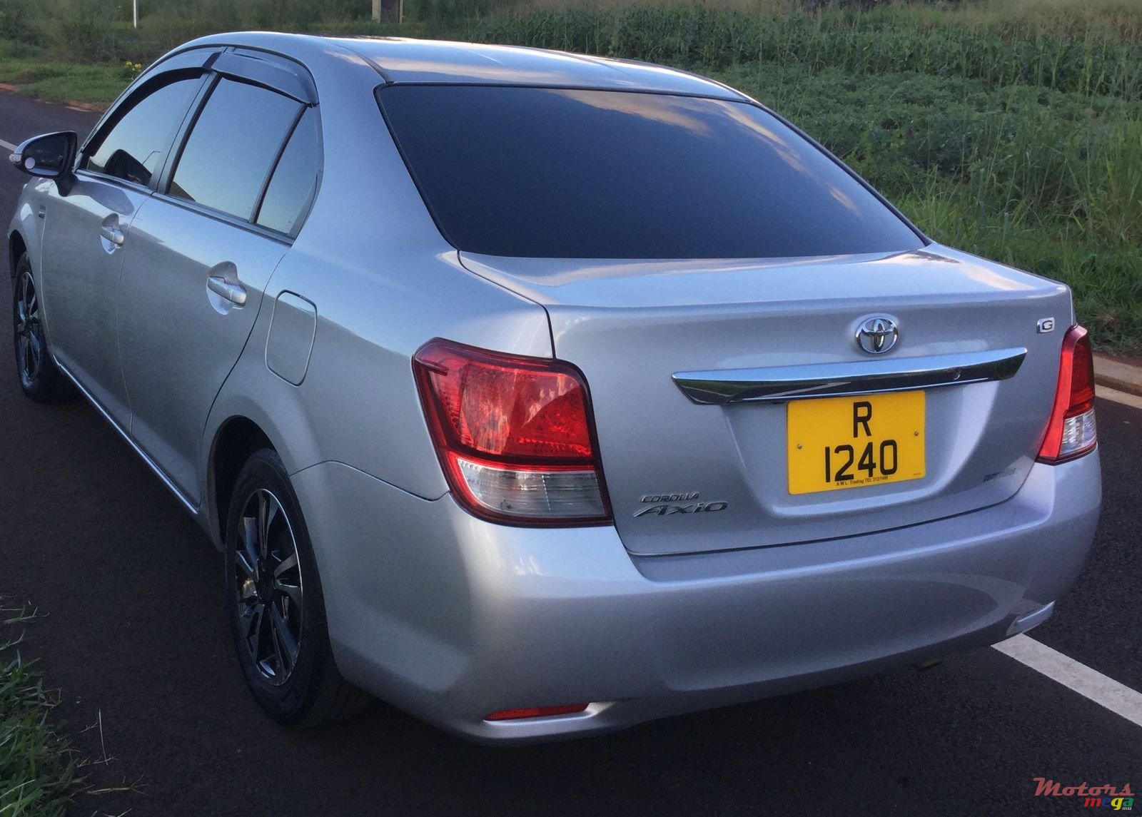 2013' Toyota Axio photo #4