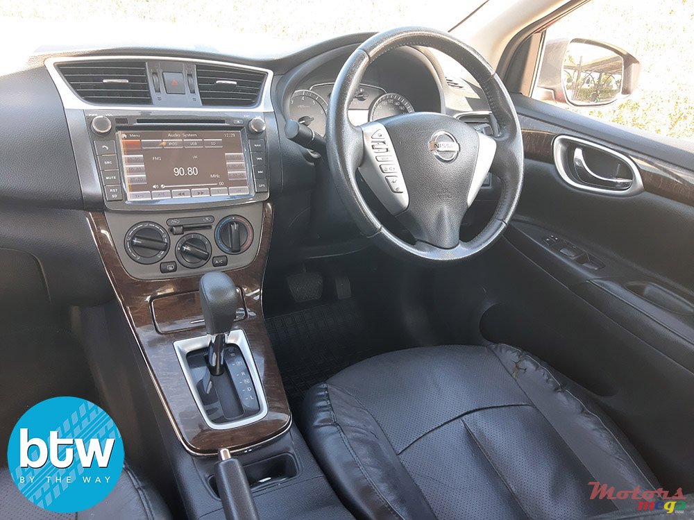 2015' Nissan Sentra photo #4