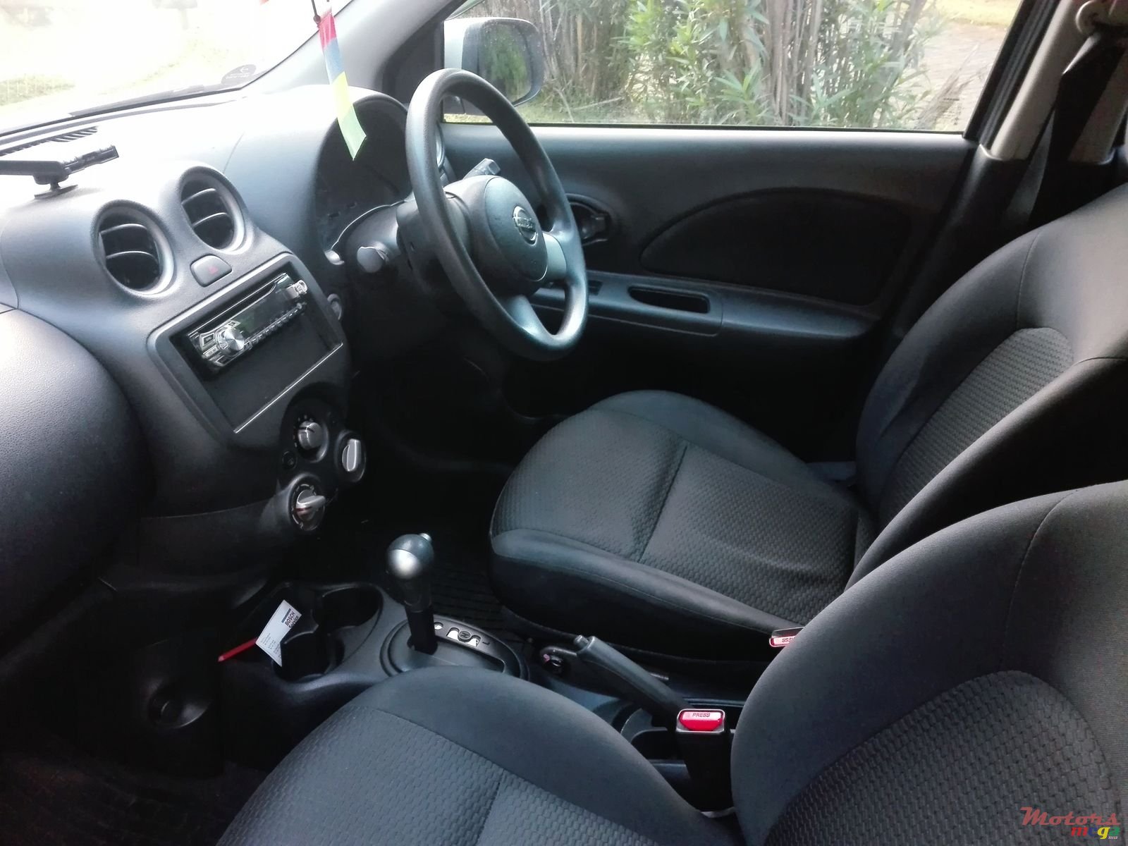 2011' Nissan March photo #6