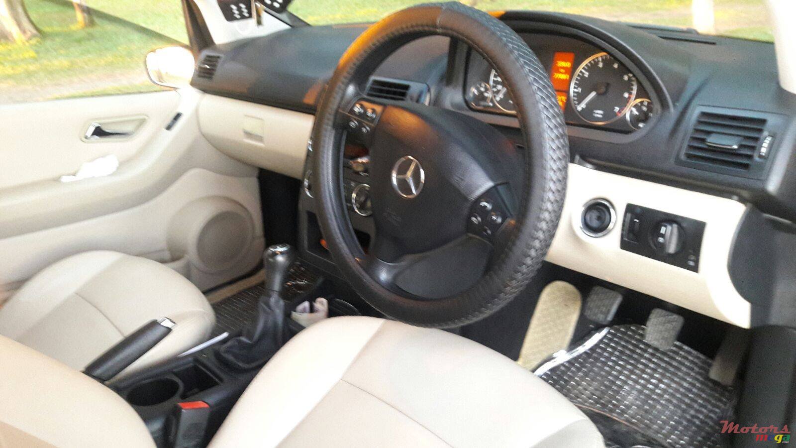 2007' Mercedes-Benz A 150 photo #4