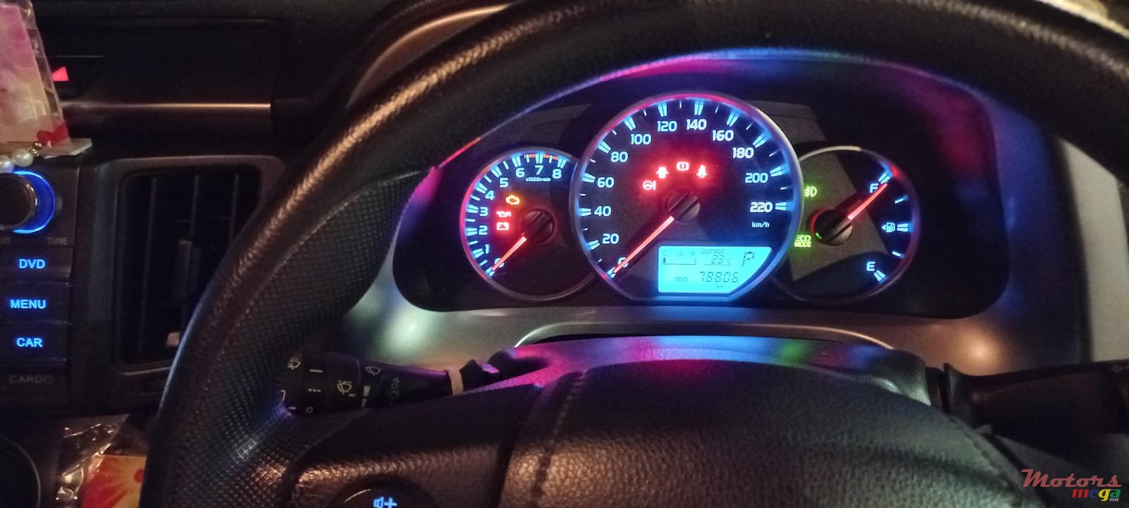 2018' Toyota RAV4 photo #6