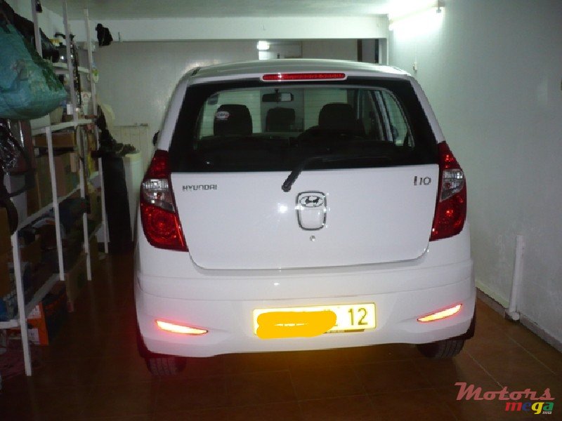 2012' Hyundai i10 photo #7