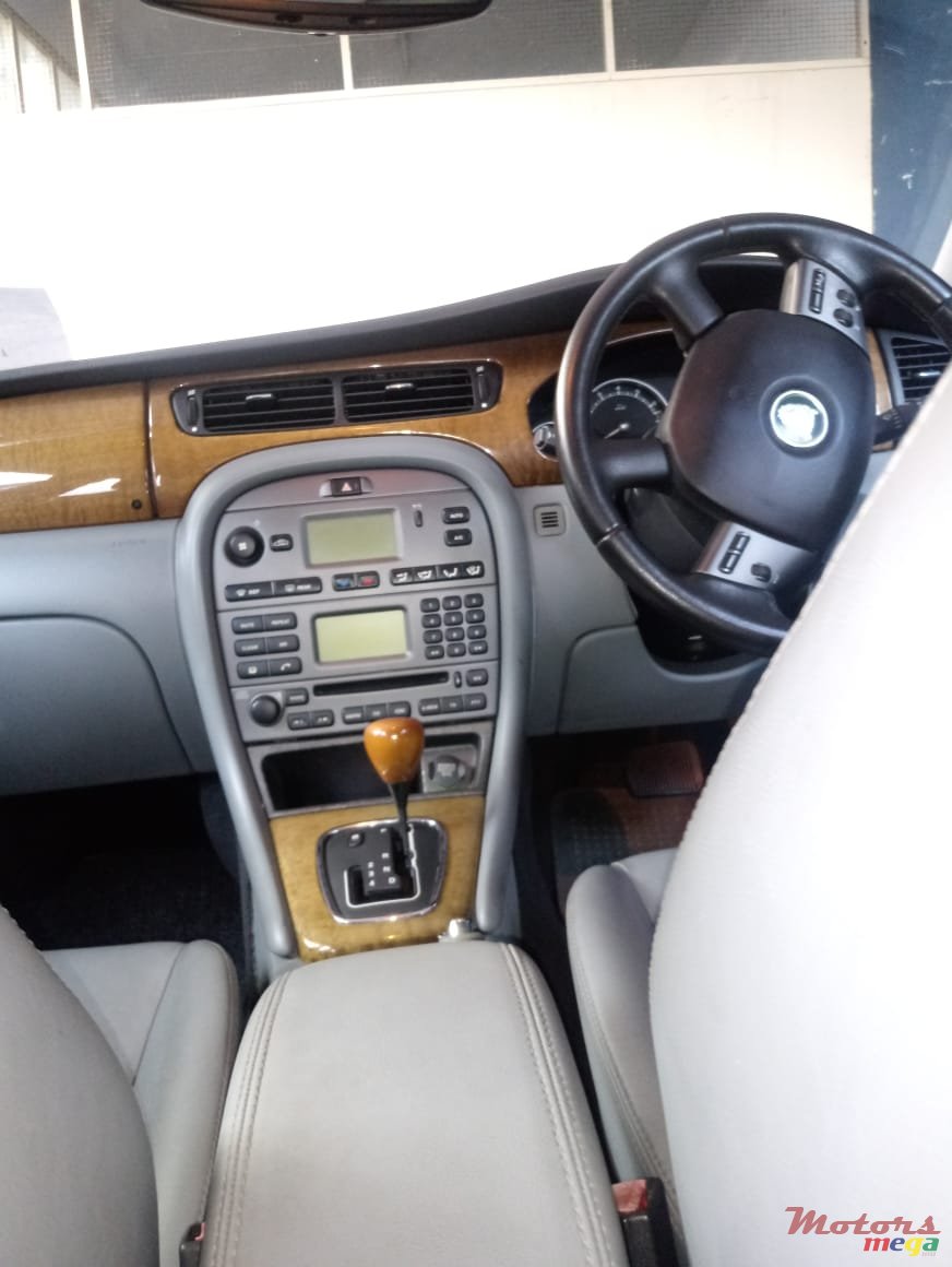 2006' Jaguar F-Type photo #5