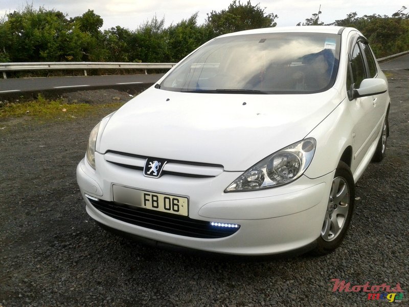 2006' Peugeot 307 photo #1