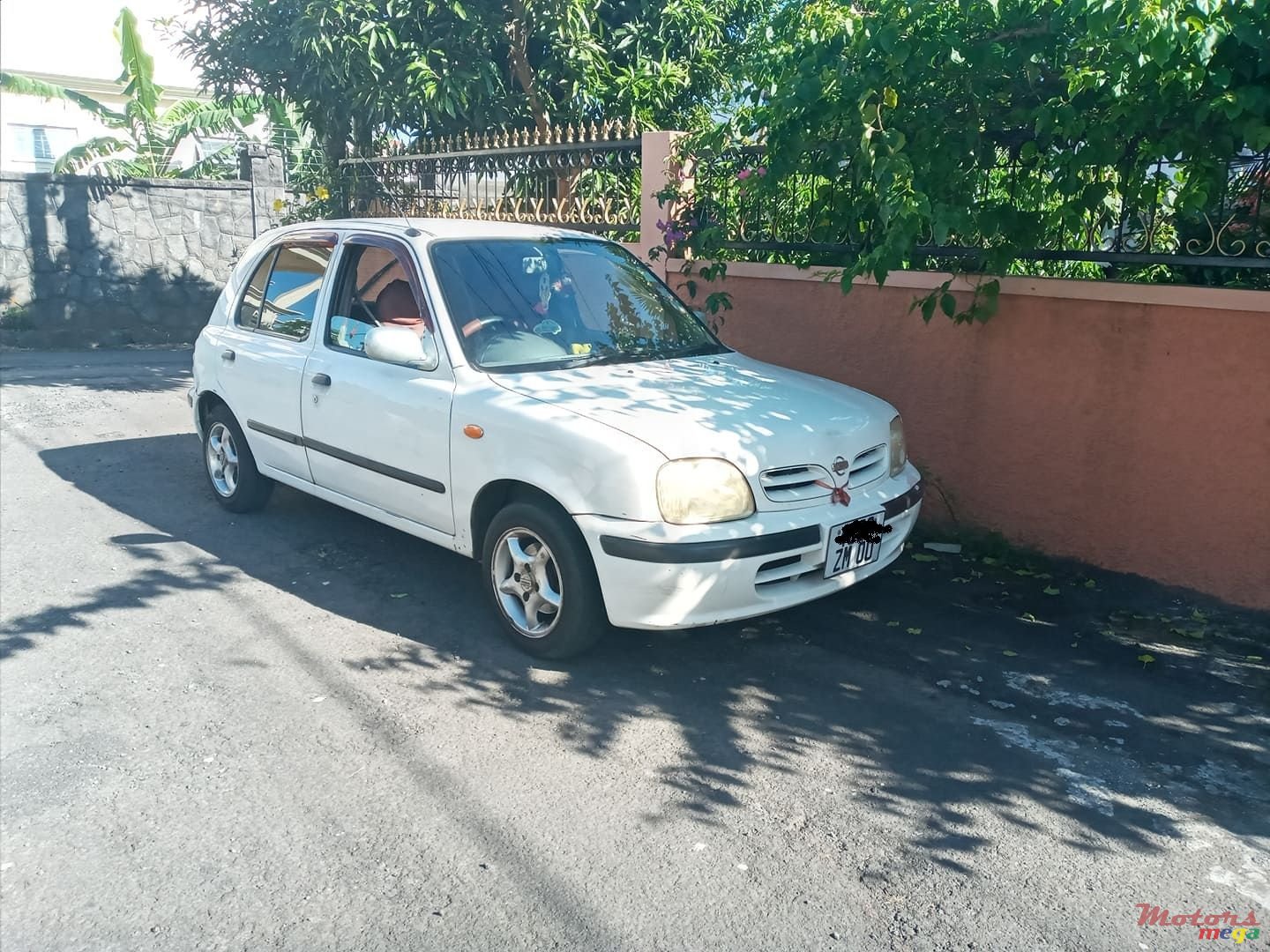 2000' Nissan March photo #5