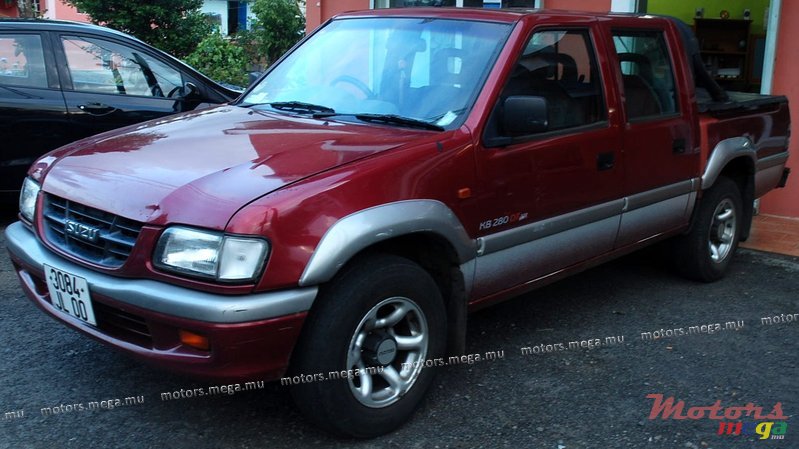 2000' Isuzu KB Series photo #1