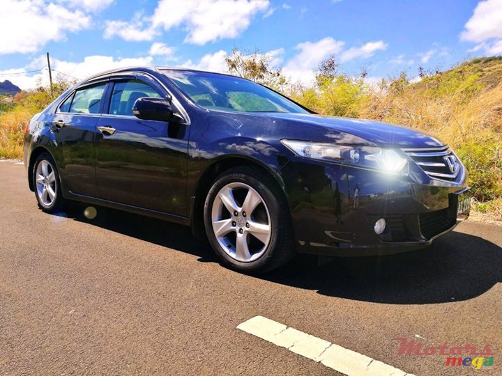 2010' Honda Accord photo #2