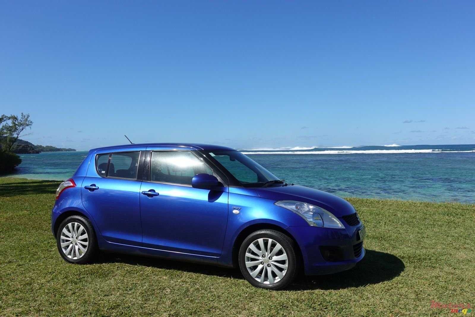 2013' Suzuki Swift photo #1