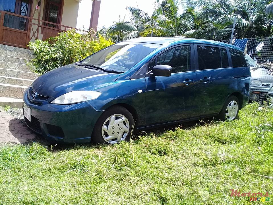 2007' Mazda 5 photo #1