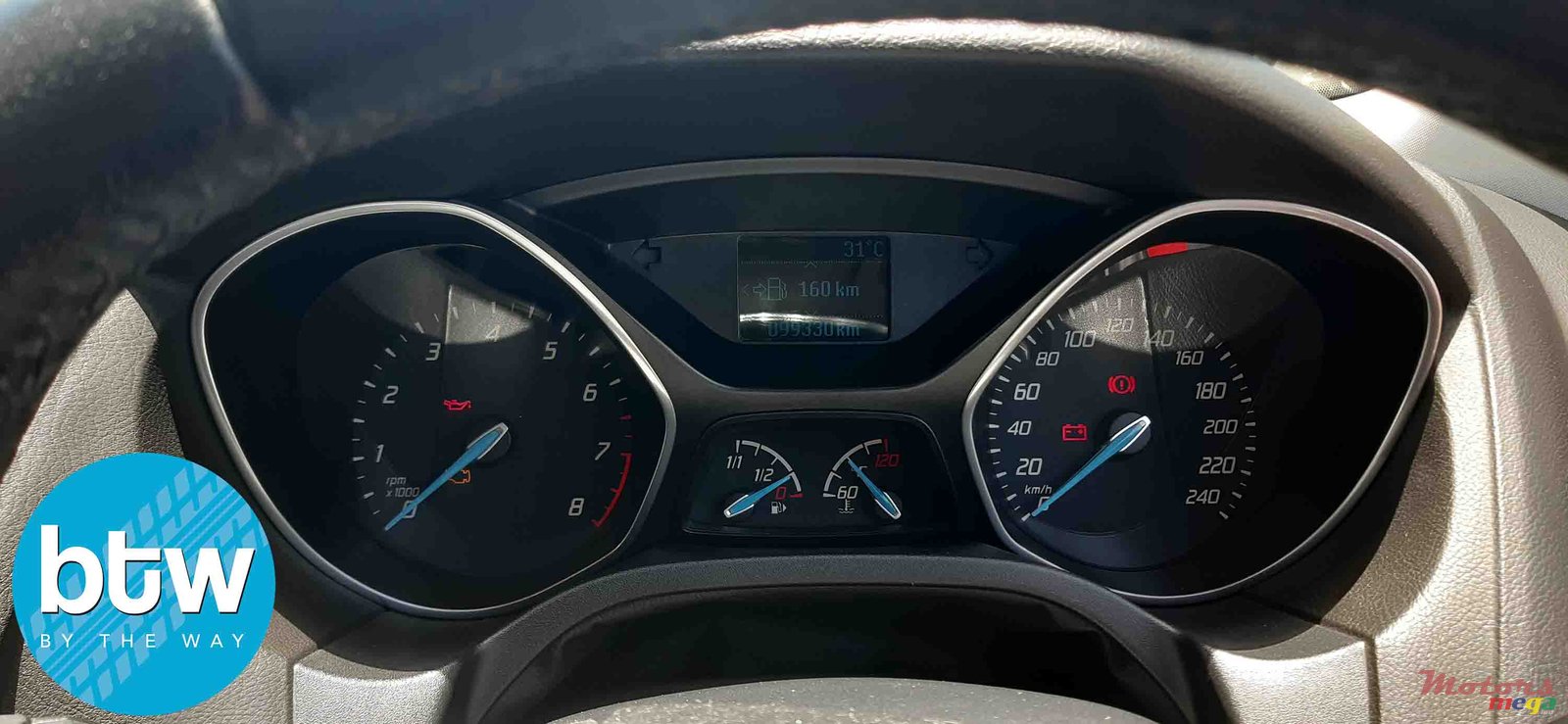 2012' Ford Focus photo #7