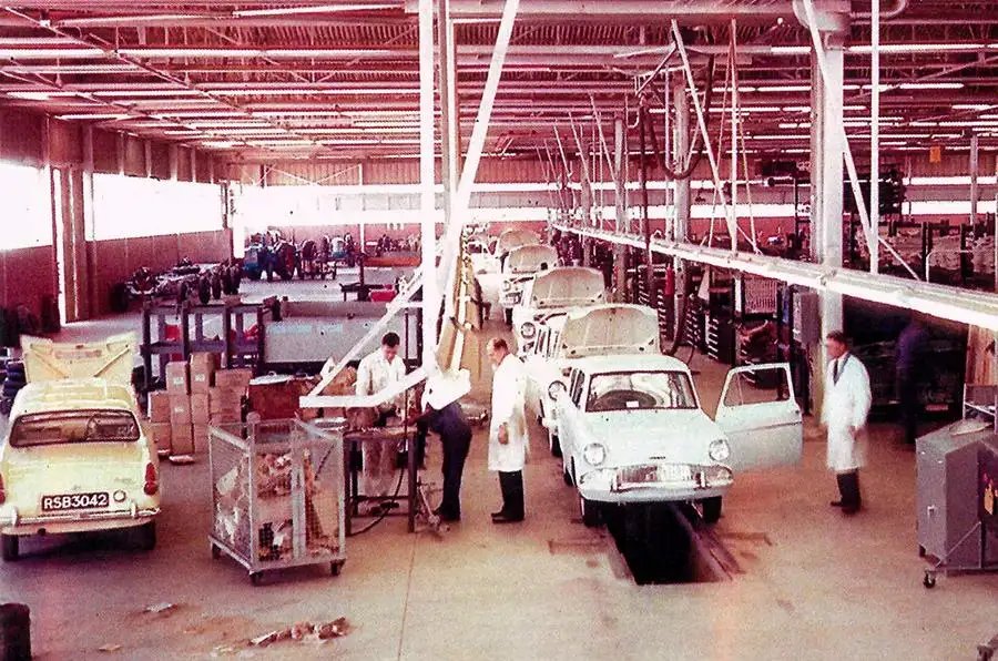 Anglias and Zephyrs at Ford Salisbury factory