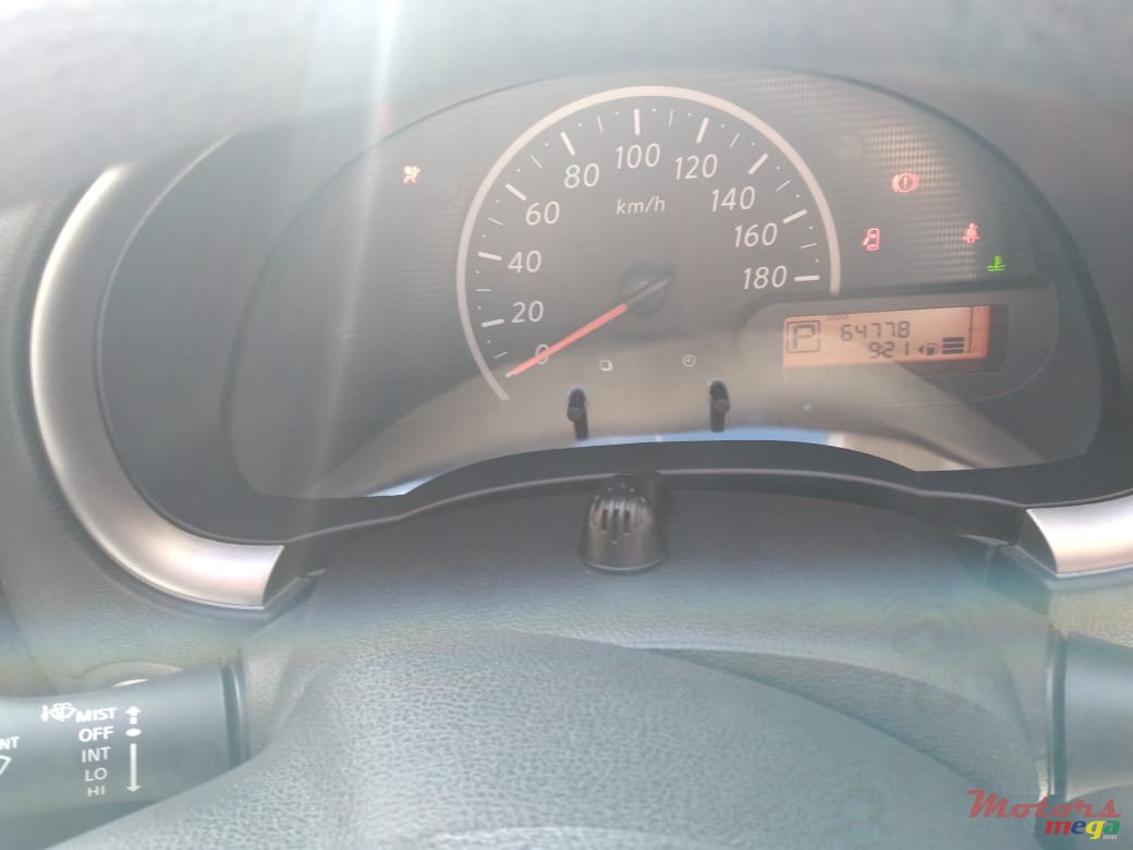 2013' Nissan March photo #4